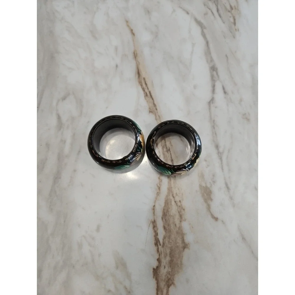 Vintage Floral HAND PAINTED Lacquered NAPKIN RINGS Set of 2